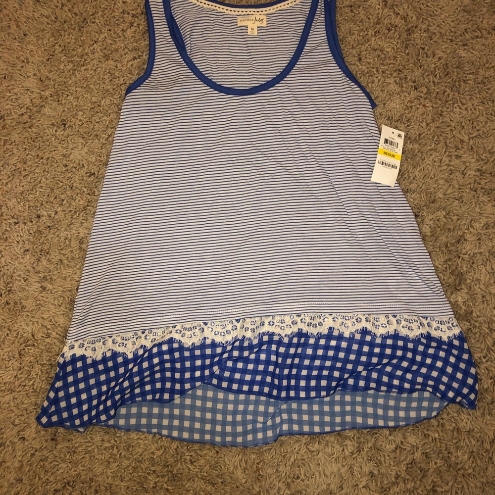 Tank sleeved blouse